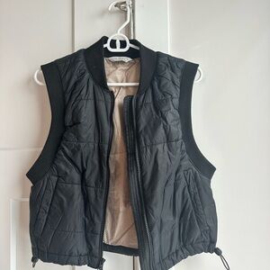 Alpine Women's Black Puffer Vest